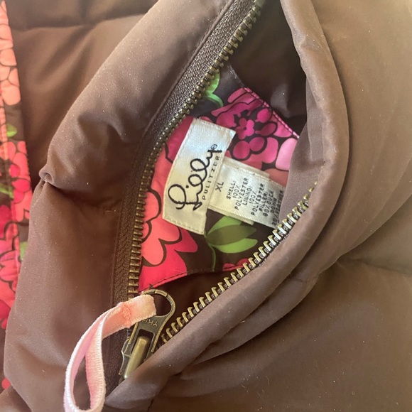NWOT XL Lilly Pulitzer Reversible Puffy Vest - Picture 2 of 3
